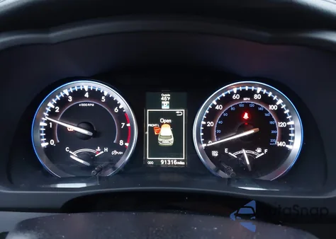 2016 Toyota Highlander Xle V6 z USA, uszkodzony, nr VIN 5TDJKRFH3GS338760